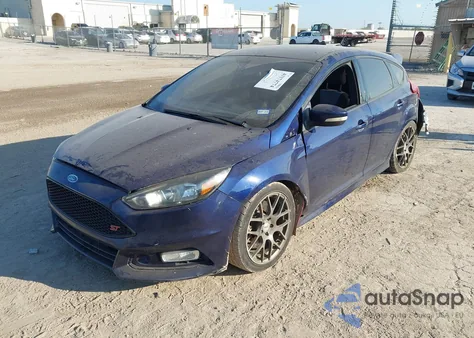 2016 Ford Focus St z USA, uszkodzony, nr VIN 1FADP3L9XGL208667